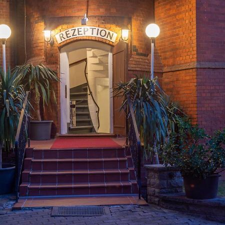 Hotel Klosterturm Хилдесхайм Екстериор снимка