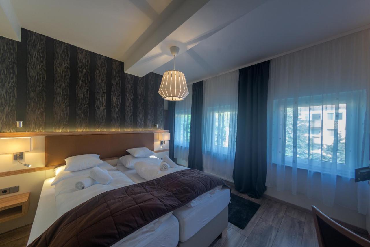Hotel Klosterturm Хилдесхайм Екстериор снимка